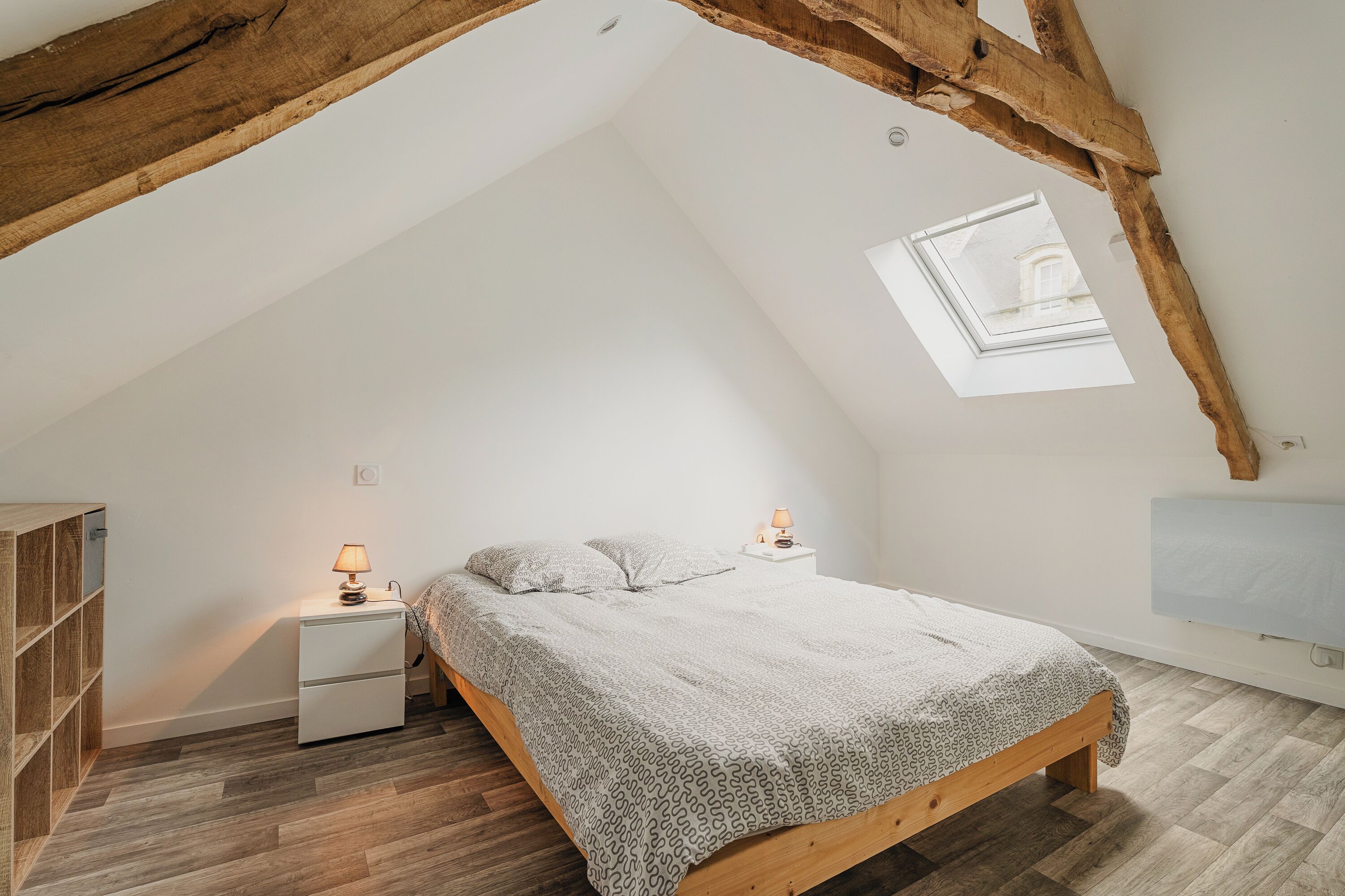 2 makuuhuonetta, silitysrauta/-lauta, ilmainen Wi-Fi, vuodevaatteet