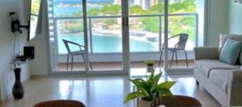 luxurious 2 bedroom beachfront apartment