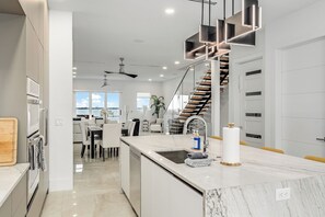 Dining - Riverview Oasis- Riverfront Paradise with Dock, Elevator, Private Pool & Kayaks (Melbourne)