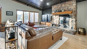 Rumah (5 Bedrooms) | Interior