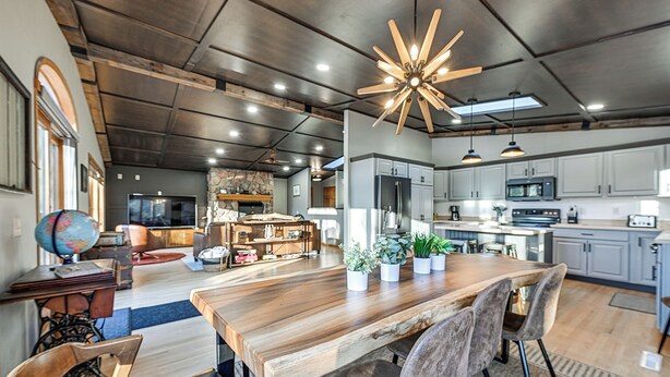 Rumah (5 Bedrooms) | Interior