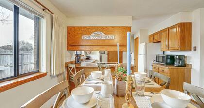 Downtown Delta Condo ~ 34 Mi to Black Canyon!