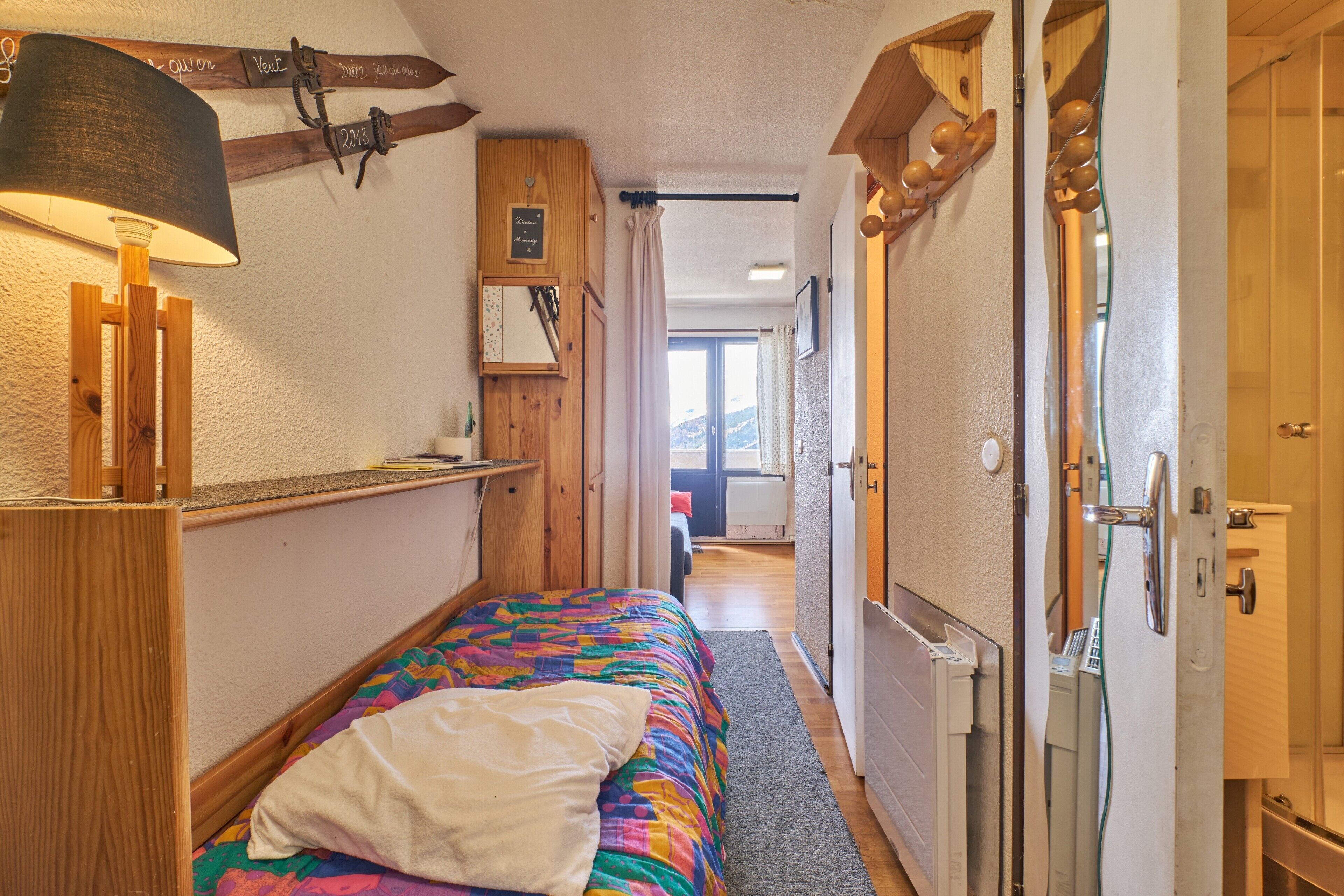 2 bedrooms, iron/ironing board