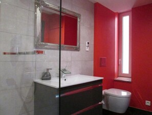 Towels, soap, toilet paper