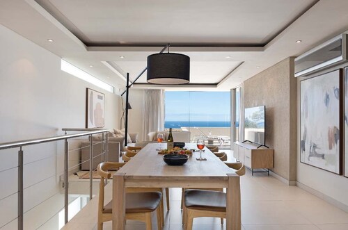 Camps Bay Grace - Villa with pool and ocean views