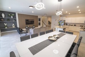 Dining - 10BR Mario & Toy Story Game Villa – 4109 (Davenport)