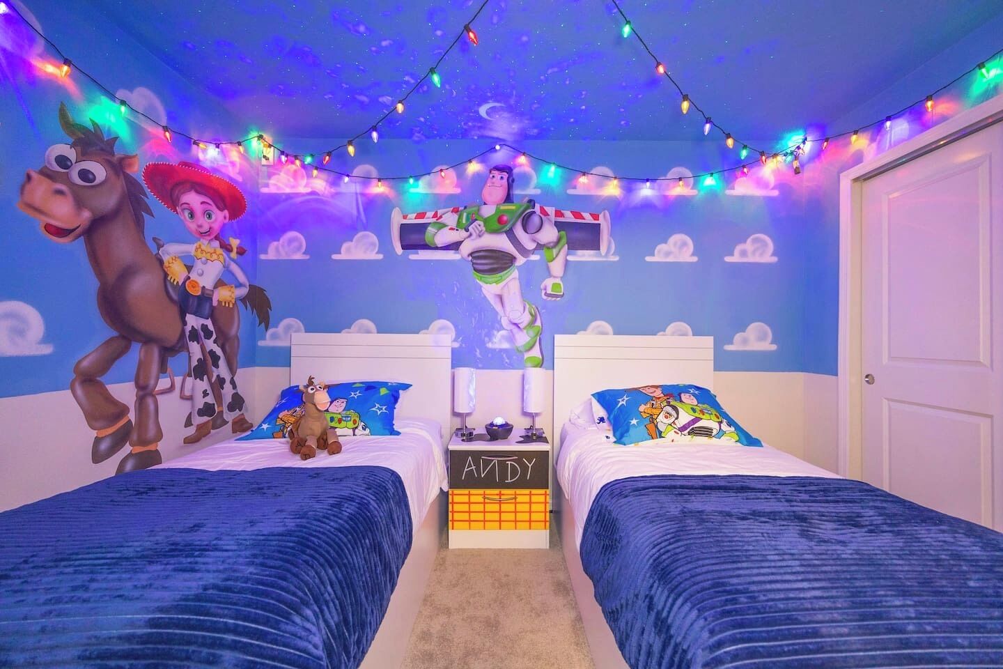 10 bedrooms, iron/ironing board, travel cot, WiFi