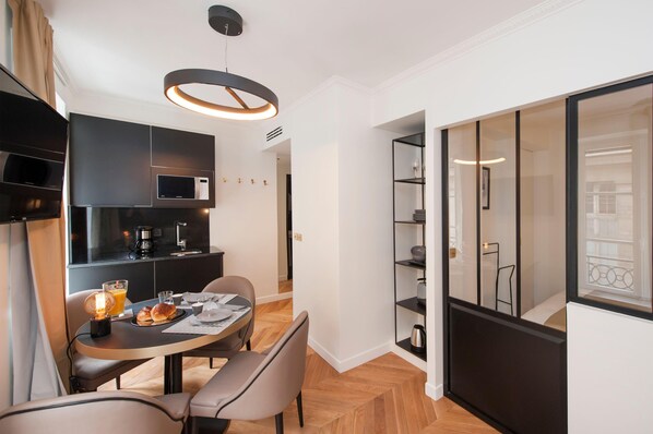 Dining - ODEON NOTRE DAME DE PARIS A (Paris)