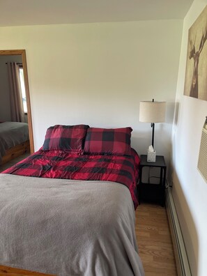 2 bedrooms, WiFi, bed sheets