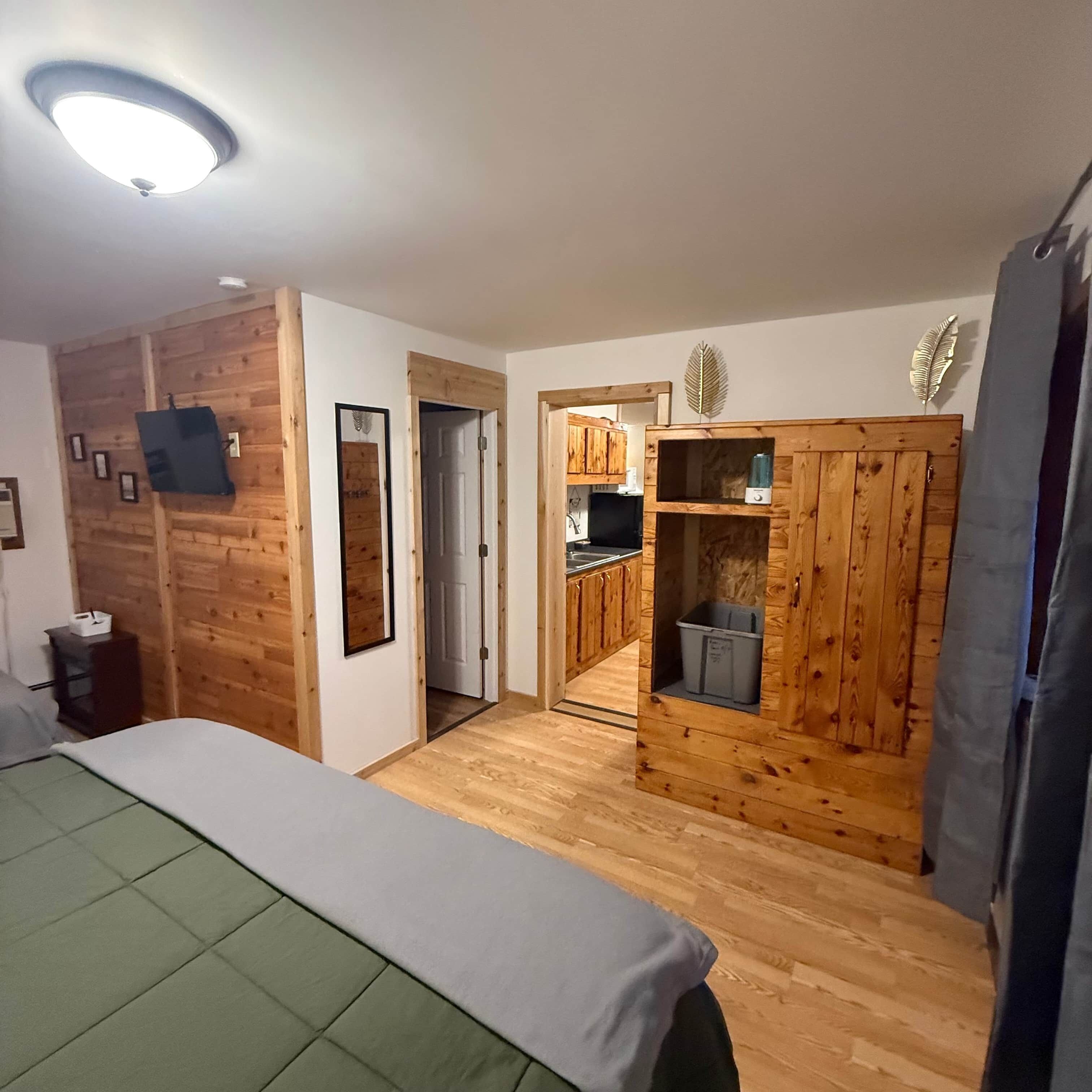1 chambre, fer et planche à repasser, Wi-Fi, literie fournie