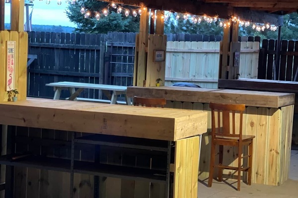 Shared Outdoor Gathering Area (3)