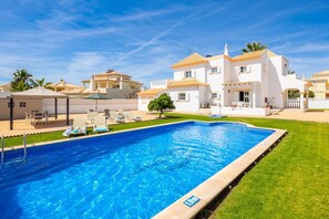 Pool - Villa Marlene - Four Bedroom Villa, Sleeps 8 (Guia)