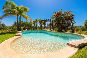 Pool - Villa Irene - One Bedroom Villa, Sleeps 3 (Mexilhoeira Grande)