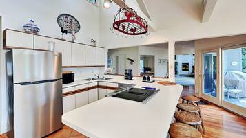 House (4 Bedrooms) | Property amenity