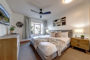 2 chambres, fer et planche à repasser, Wi-Fi gratuit, draps fournis