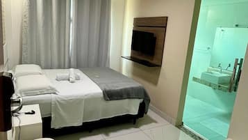 1 quarto, ferros/tábuas de passar roupa, Wi-Fi, roupa de cama