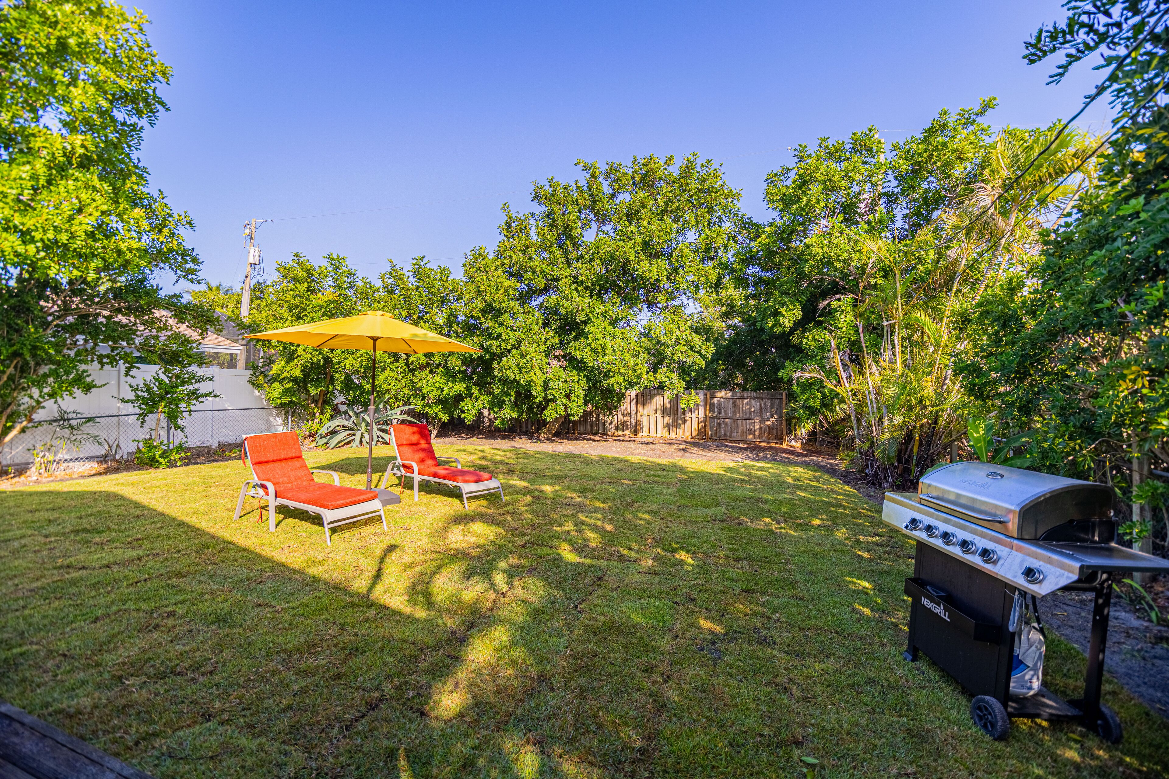 Cozy home, minutes away from popular spots
