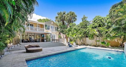 Pet Friendly | Mar-A-Lago & Downtown Nearby