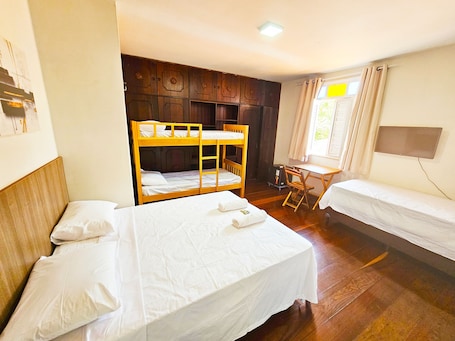 Family Room | 1 bedroom, free WiFi