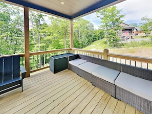 House (5 Bedrooms) | Property amenity