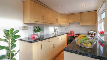 Fridge, dishwasher, electric kettle, toaster