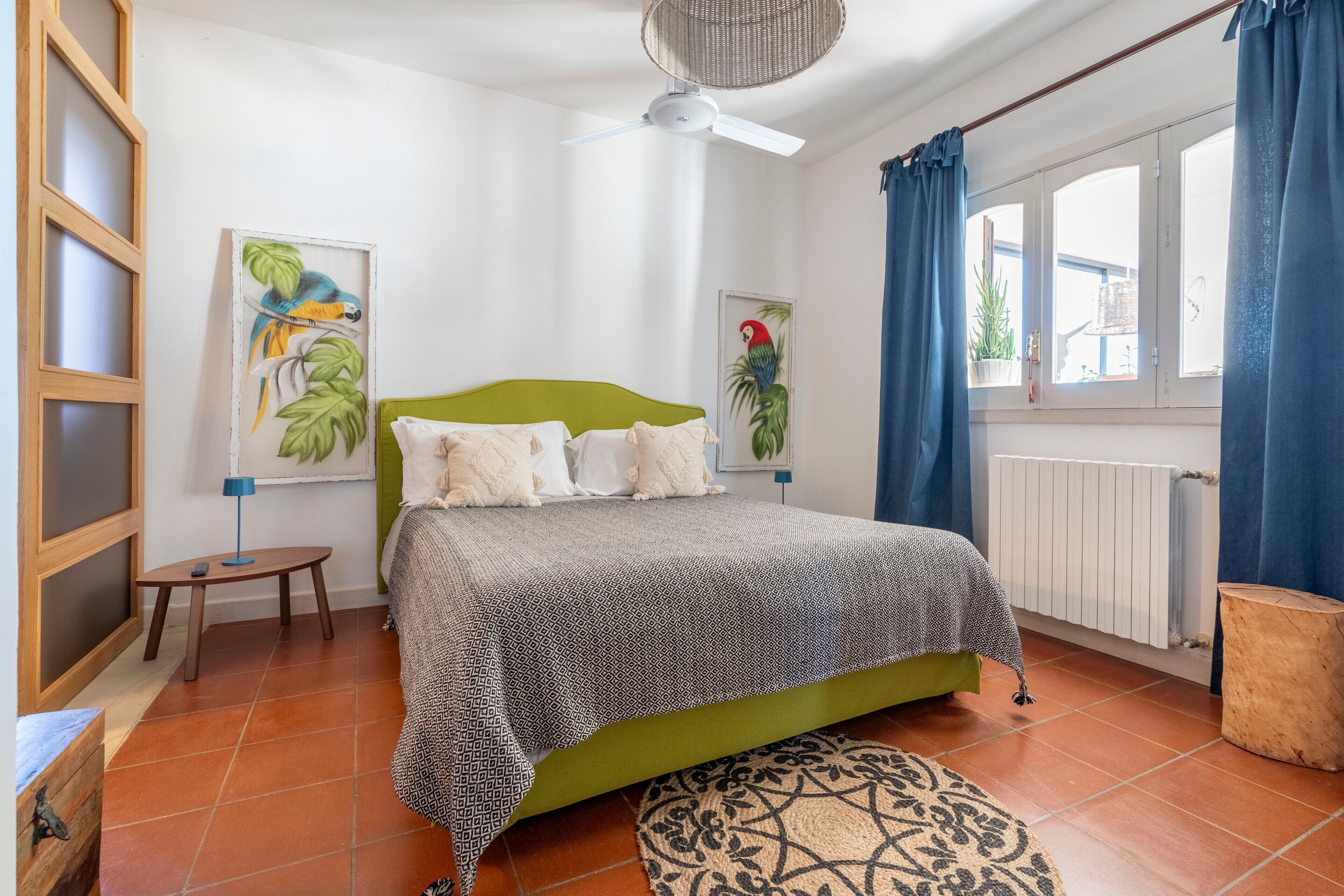 3 habitaciones, tabla de planchar con plancha y wifi gratis 