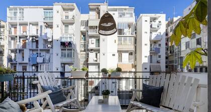 Appartement 'House Putignani 181' avec terrasse privée, Wi-Fi et climatisation
