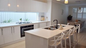 Microwave, dishwasher