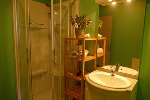 淋浴設備、吹風機