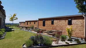 Décoration personnalisée, bureau, chambres insonorisées, Wi-Fi gratuit