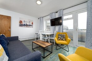 Téléviseur, foyer