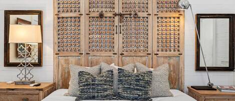 1 室のベッドルーム、デスク、WiFi、ベッドシーツ