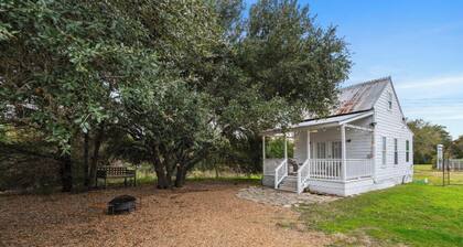 Enchanting Casita, 5 minutes to Round Top!