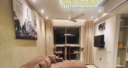 Regent hill Serviced self check-in @Hiranandani