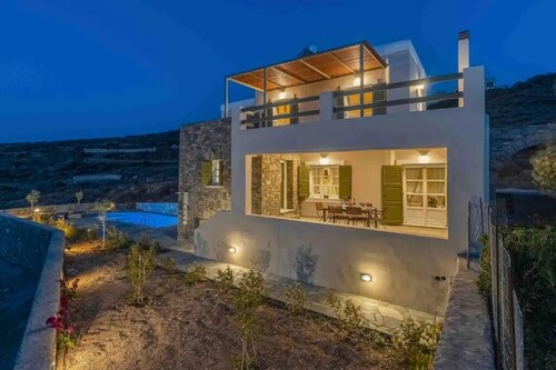 Stelios-Korina Villa with Pool an Stunning View Posidonia Syros Cyclades Greece
