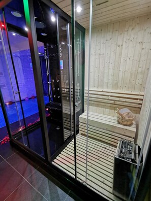 Sauna - Loftconcept57. Maison-spa Privé Avec vue sur L'étang du Stock (Kerprich-aux-Bois)