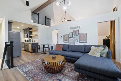 Columbus : The Ginny