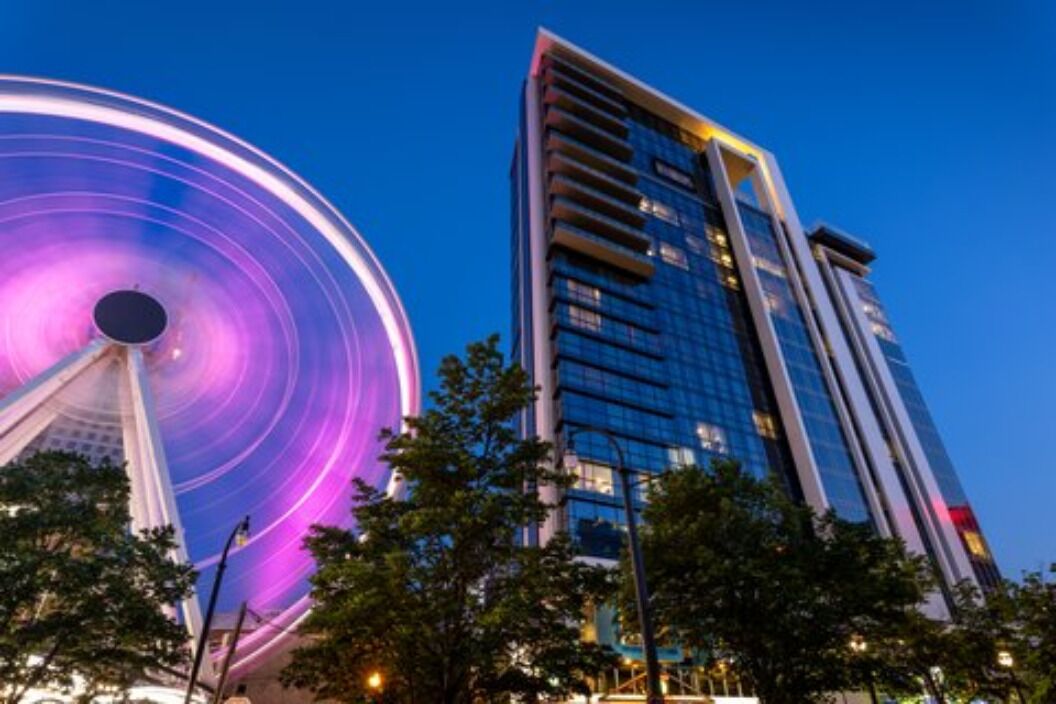2 Bedroom Deluxe Condo, Sleeps 8, Full Kitchen, Centennial Park, Wyndham Atlanta
