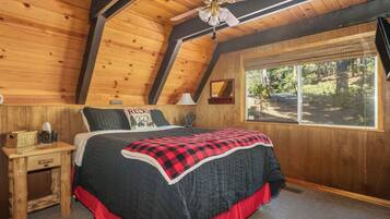 3 chambres, bureau, fer et planche à repasser, accès au Wi-Fi (inclus)