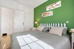 1 bedroom, free WiFi, bed sheets - Vacation Apartment 'Casa Cangrejo' with Wi-Fi (Corralejo)