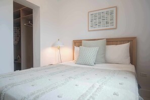 1 sovrum, strykjärn/strykbräda, wi-fi och sängkläder