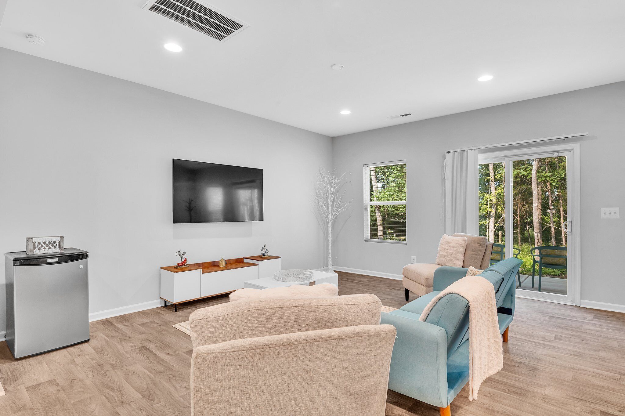Unique & Spacious House in Charlotte - Few minutes to UNCC, PNC Music Pavilion