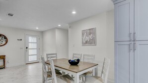 Dining - Newly Updated 5-Bedroom Home in Vidor (vidor)