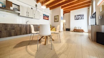 Traditional-Apartment | Eigene Küche