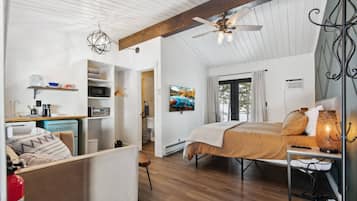 1 chambre, fer et planche à repasser, Wi-Fi, draps fournis