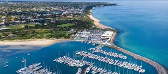 Sandringham Sunshine Escape