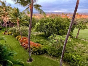 Condo, Multiple Beds (CheCaHale: Gorgeous Top Floor Corner ) | Property grounds
