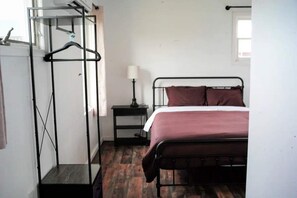 1 室のベッドルーム、WiFi