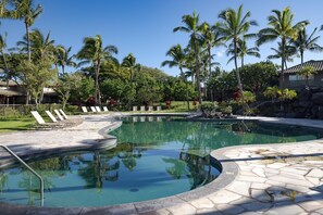 คอนโด, หลายเตียง (Fairways at Mauna Lani #203) | สระว่ายน้ำ