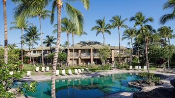 Condo, varias camas (Fairways at Mauna Lani #203) | Alberca